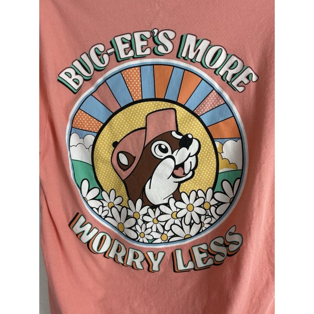 Buc-ees Womens Shirt Adult Size Small Daisy Beave Flower Short Sleeve T Shirt
